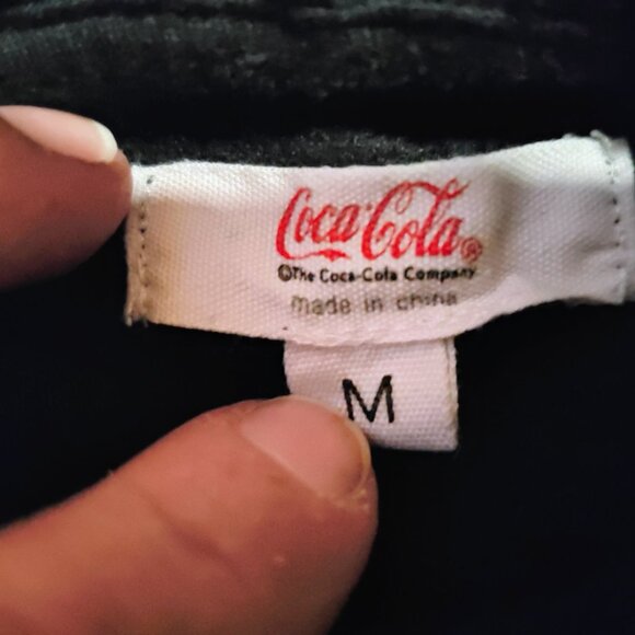 Coca Cola Black Snow Flake Winter Polar Bear Crop Hoodie, Size M, Like New! - Picture 5 of 5